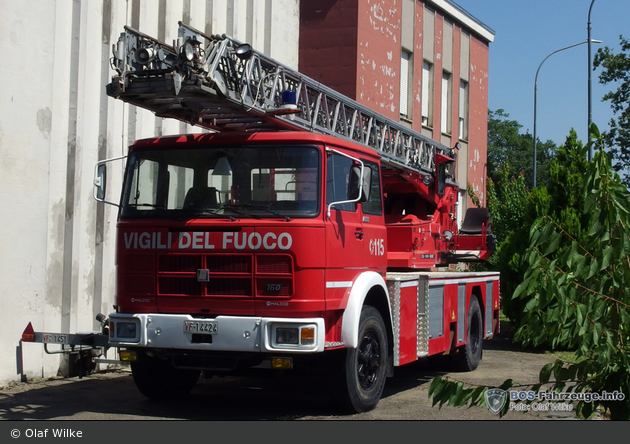 Fiorenzuola d'Arda - Vigili del Fuoco - DLK