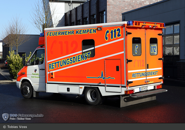Rettung Kempen 03 RTW 04 (a.D.)