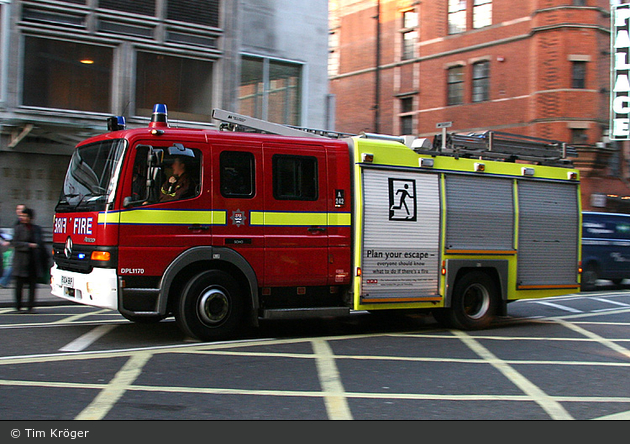 London - Fire Brigade - DPL 1170 (a.D.)