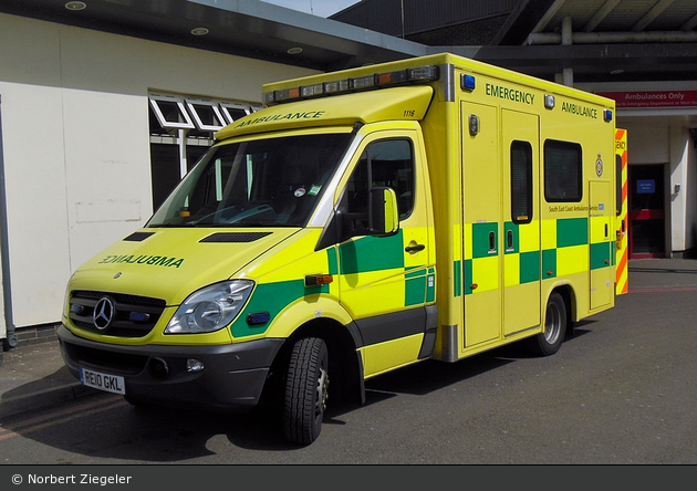 Guildford - South East Coast Ambulance Service - RTW - 1116
