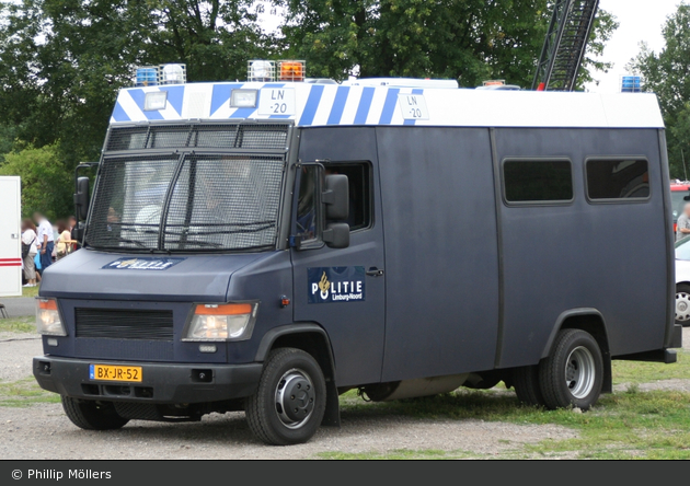 Maastricht - Politie - Mobiele Eenheid - GruKw - LN-20