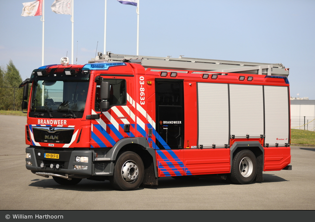 Emmen - Brandweer - HLF - 03-8633