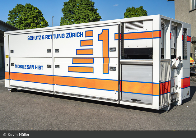 Zürich - Schutz & Rettung - AB-Mobile San-Hist 1