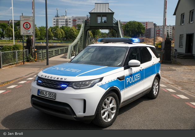NRW5-5516 - Land Rover Discovery - Zugfahrzeug
