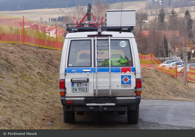 Bergwacht Rettungsfahrzeug Bischofsgrün