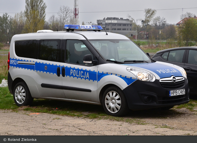 Einsatzfahrzeug: Lubin - Policja - FuStW - B953 - BOS ...