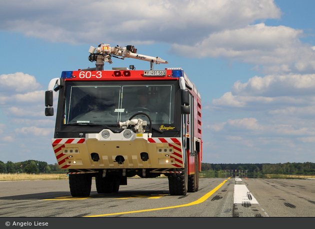 Celle - Feuerwehr - FLKFZ Mittel, Flugplatz (60/3)