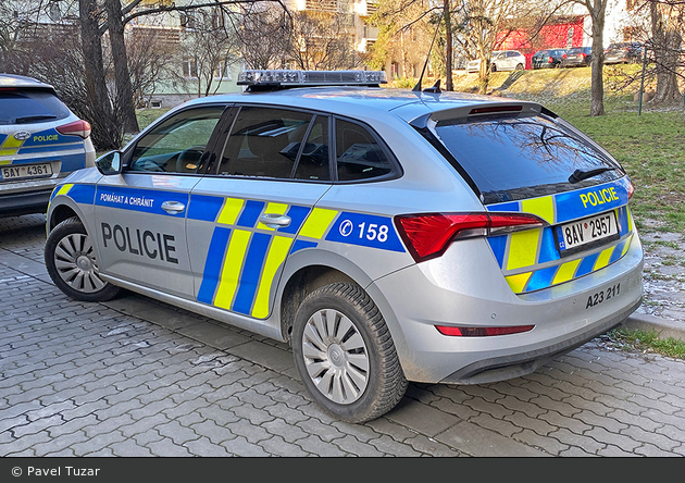 Praha - Policie - 8AV 2957 - FuStW