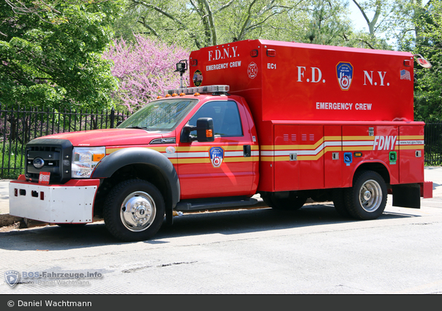 FDNY - Queens - Emergency Crew 001 - Werkstattwagen