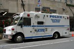 NYPD - Manhattan - Patrol Borough Manhattan South - Mobile Command Center 7006 (a.D.)