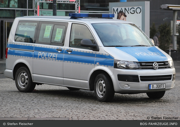 B-30873 - VW T5 Multivan - Kleinbus mit Funk