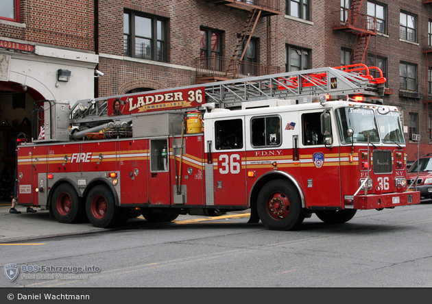 FDNY - Manhattan - Ladder 036 - DL