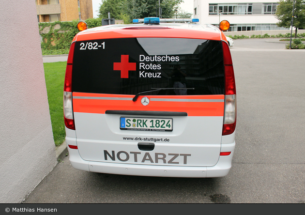 Rotkreuz Stuttgart 02/82-01