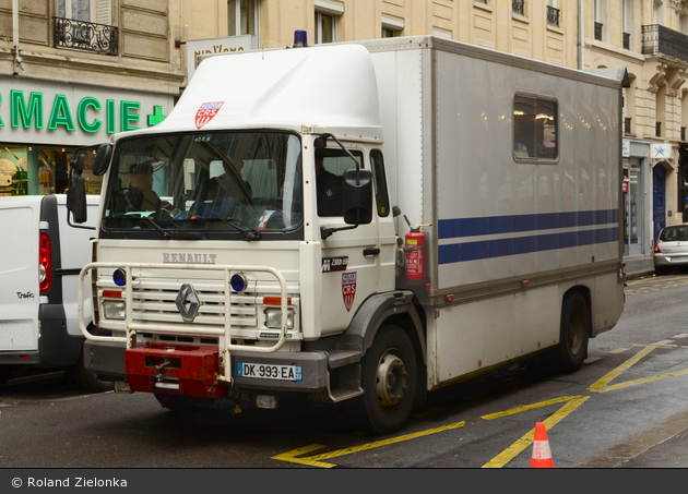 Einsatzfahrzeug La Rochelle  Police Nationale  CRS 19  GKW  BOS