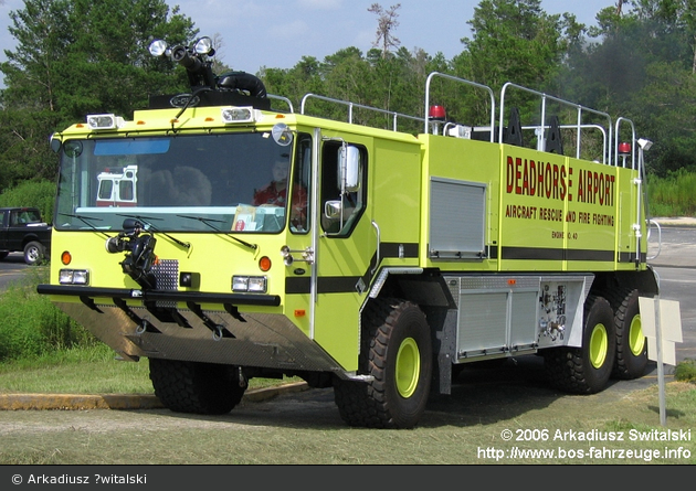 Deadhorse - Deadhorse Airport ARFF - FLF - E40