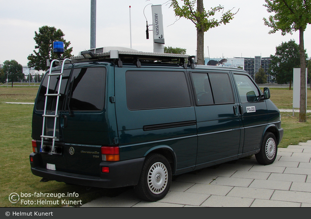 M-XX XXX - VW T4 - Videoüberwachungswagen - München