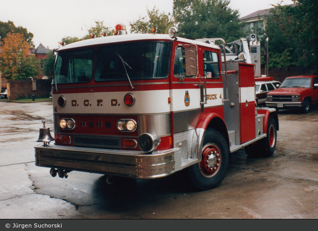Washington D.C. - District of Columbia Fire and Emergency Medical Services Department - Truck 004 (a.D.)