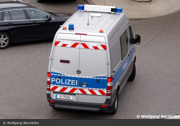 B-7096 - MB Sprinter - Spezkw VkD
