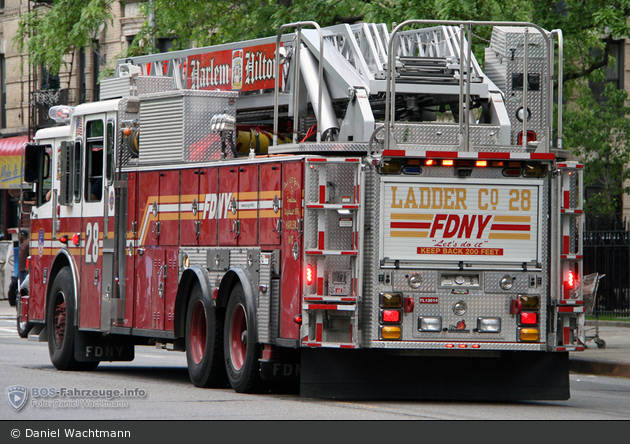 FDNY - Manhattan - Ladder 028 - DL