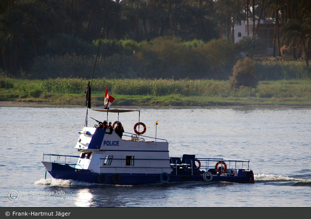 Luxor - Polizei - Patrouillenboot