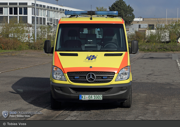 Kiel - Ostsee-Ambulanz - KTW (KI-OA 1002)