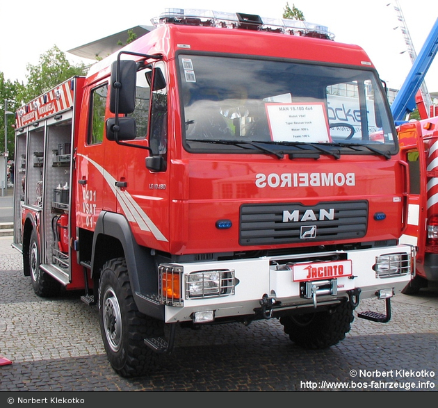 Mirandela - Bombeiros Voluntários - HLF - VSAT - 01