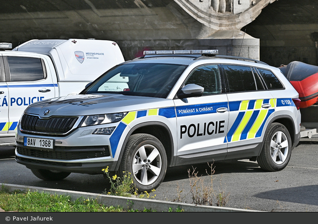 Praha - Policie - 8AV 1368 - FuStW