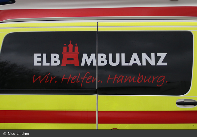 Elbambulanz Hamburg - KTW 02/02 (HH-EA 227)