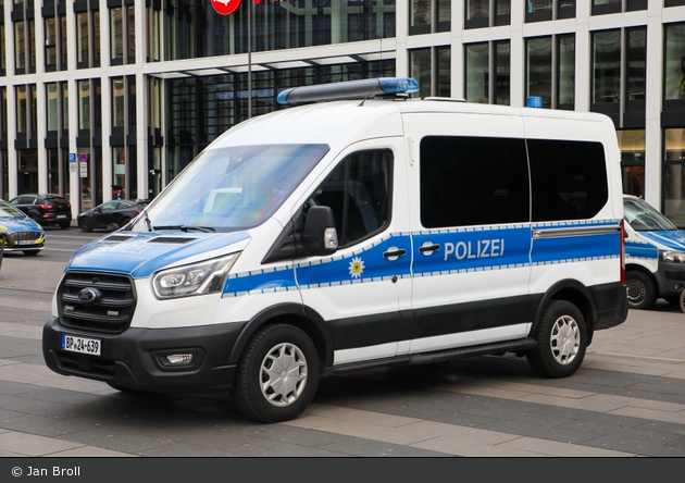 BP24-639 - Ford Transit - HGruKw