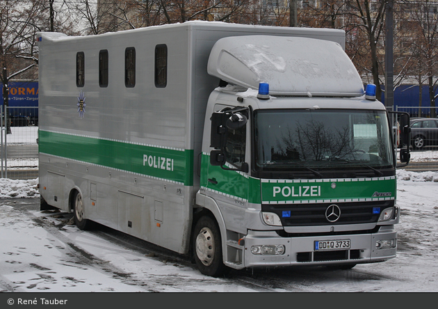 Radeberg - MB Atego 1324 - Pferdetransporter