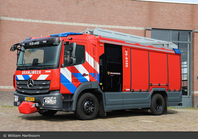 Noordoostpolder - Brandweer - HLF - 25-6135