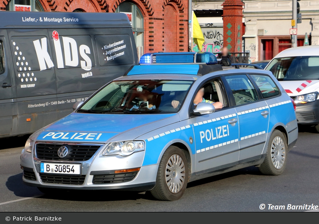 B-30854 - VW Passat Variant 2.0 TDI - FuStW