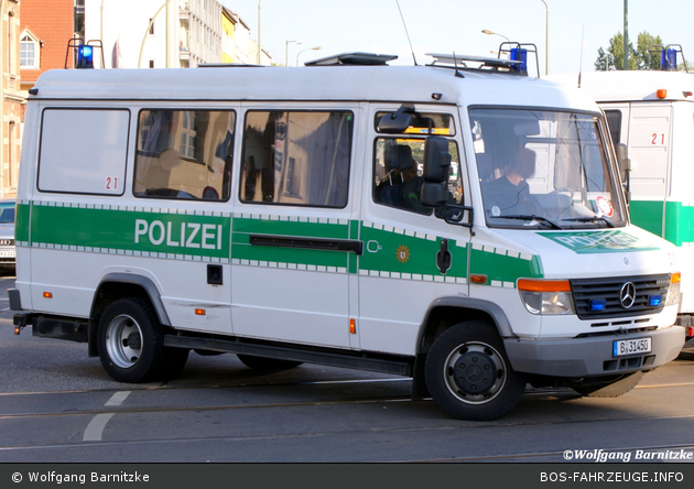B-31450 - MB Vario 814 D - GruKW