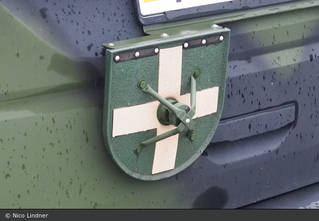 Hamburg - Feldjäger - FuStW
