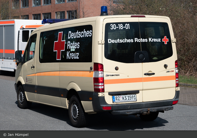 Rotkreuz Lauenburg 30/18-01