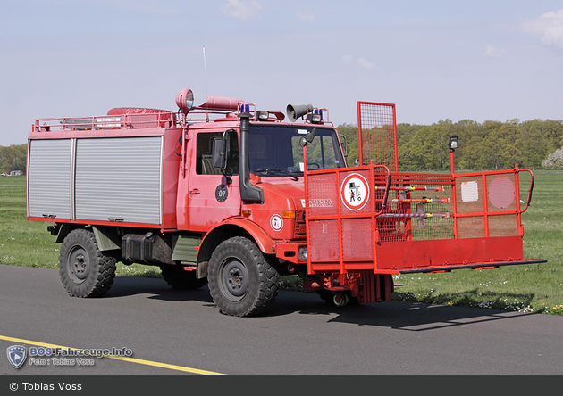 Nörvenich - Feuerwehr - FlKFZ 1000 (10/03)