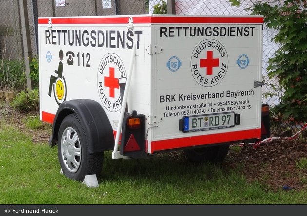 Rotkreuz Bayreuth 01/Rollstuhlanhänger