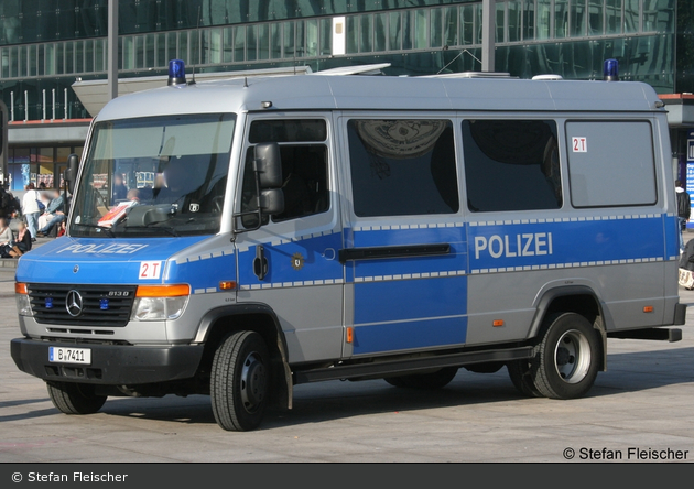 B-7411 - MB Vario 813 D – GruKW