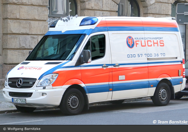 Krankentransport Fuchs - KTW (B-KF 7002)