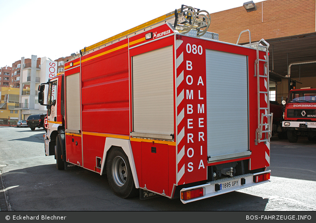 Almería - Bomberos - TLF - 13