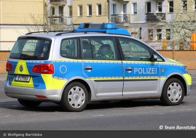 B-7983 - VW Touran - Zugführerfahrzeug VkD