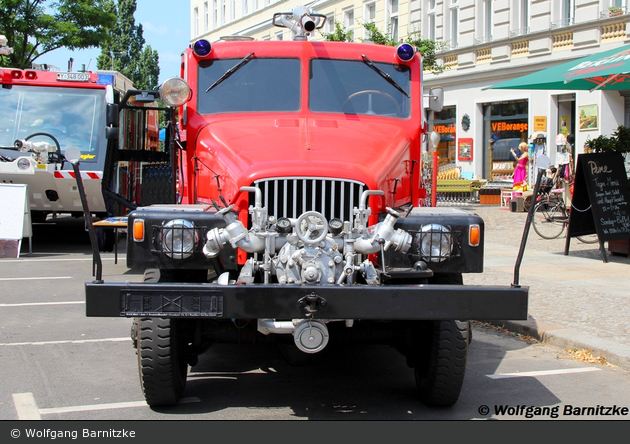 Wandlitz - AG Feuerwehrhistorik - TLF 15 - VEB Möbelfolie Biesenthal