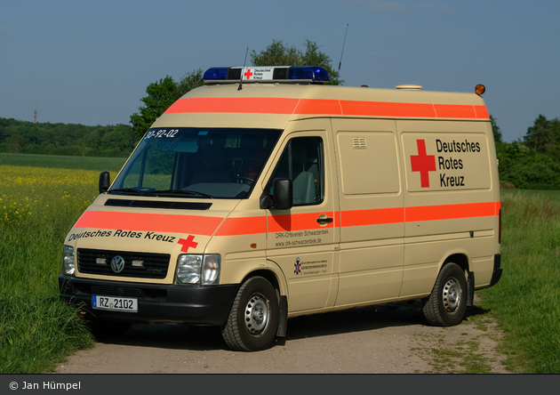 Rotkreuz Lauenburg 30/92-02 (a.D.)