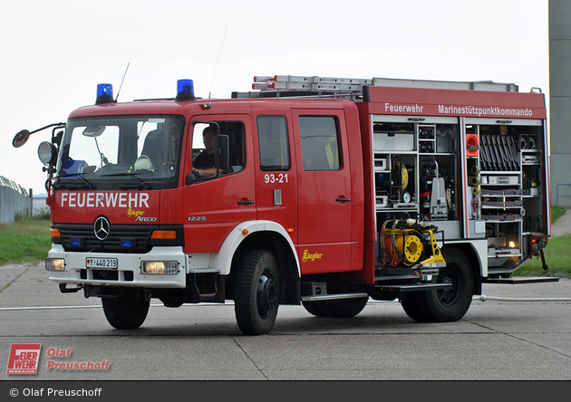 Wilhelmshaven - Feuerwehr - HLF 16/12-2 - (Florian Wilhelmshaven 93/21)