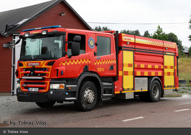 Gåsinge - Sörmlandskustens Räddningstjänst - Släck-/Räddningsbil - 2 41-8210