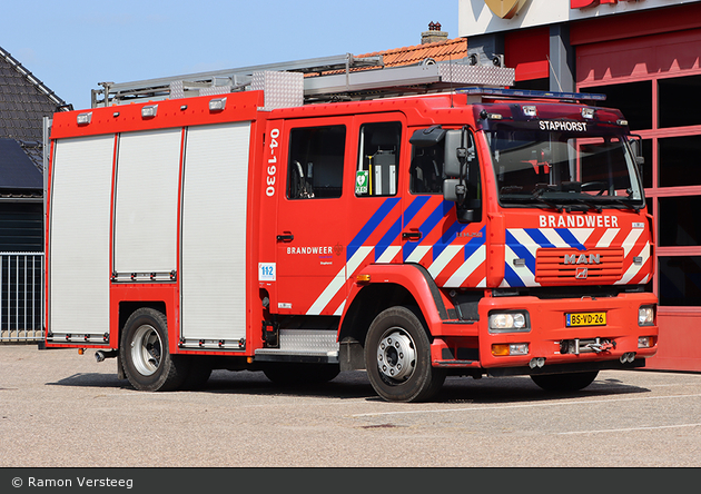 Staphorst - Brandweer - HLF - 04-1930 (a.D.)