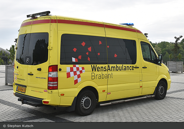 Valkenswaard - Stichting WensAmbulance Brabant - KTW