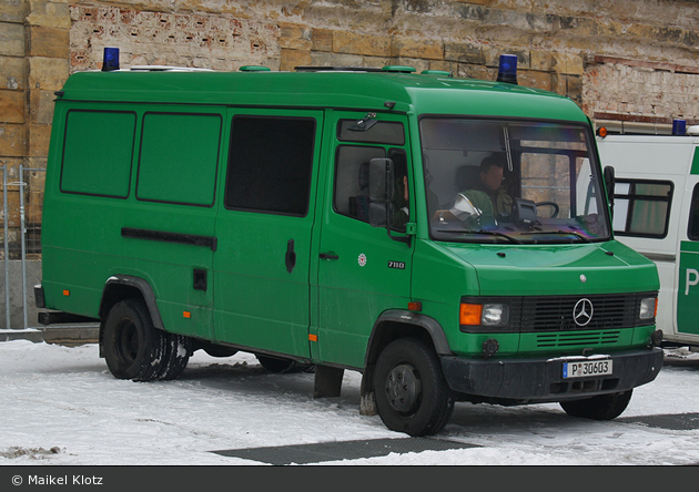 P-30603 - MB 711 D - GefKW - BePo