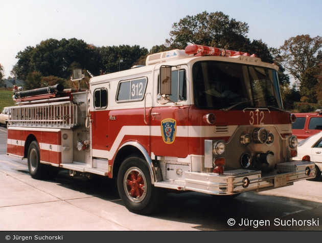 Rockville - Rockville Volunteer Fire Department - Engine 312 (a.D.)