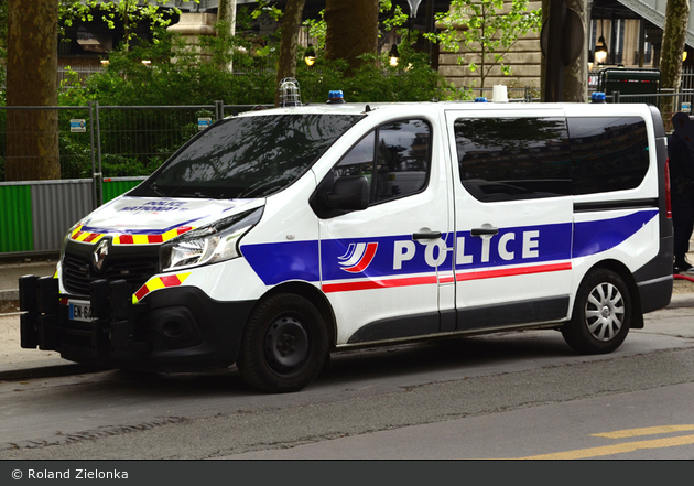 Paris - Police Nationale - HGruKw
